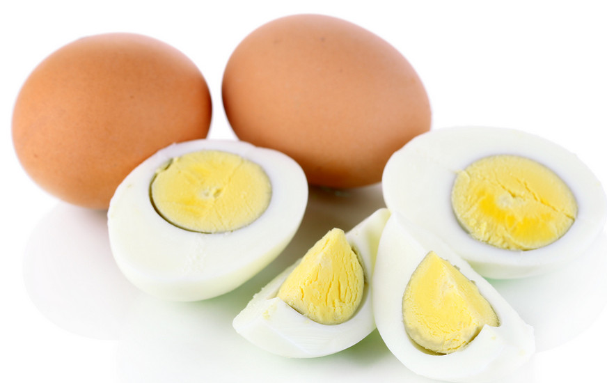 Вареные яйца. Egg на белом фоне. Яйца куриные и почки. Types of boiled Eggs. Сон яйцо вареное к чему снится